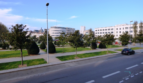Centre ville des Sables d’Olonne : Vue sur le jardin de la place de la Liberté