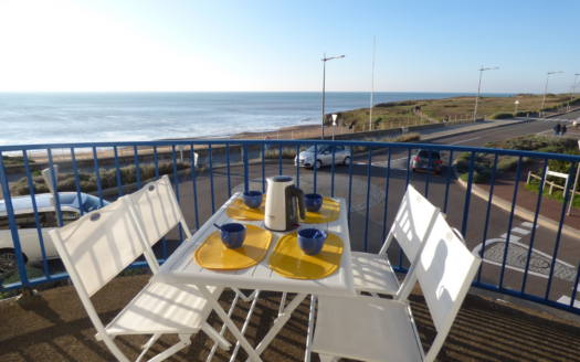 APPARTEMENT AVEC VUE IMPRENABLE SUR L'OCEAN