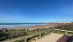 COQUET APPARTEMENT AVEC VUE SUR LE PORT DE SAINT GILLES CROIX DE VIE