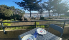 COQUET APPARTEMENT AVEC VUE SUR LE PORT DE SAINT GILLES CROIX DE VIE