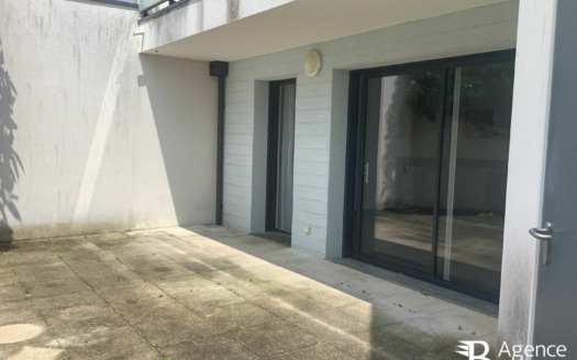 Appartement 2 chambres avec jardinet privatif à louer sur SAINT GILLES CROIX DE VIE