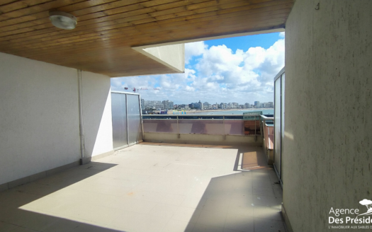 APPARTEMENT - FACE MER LA CHAUME