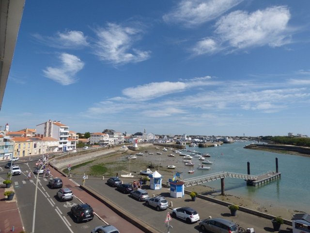 Appartement T2 avec VUE SUR LE PORT à louer sur Saint Gilles Croix de Vie