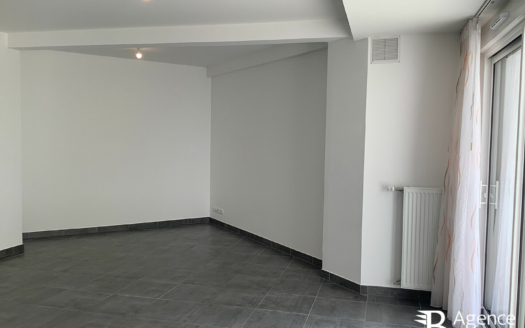 Appartement 2 chambres avec jardinet privatif à louer sur SAINT GILLES CROIX DE VIE