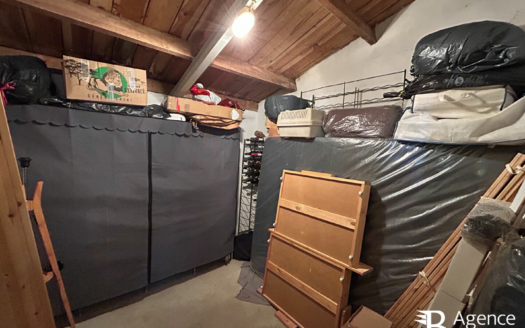 Terrain avec garage double – Saint Reverend