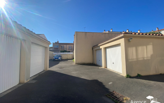 APPARTEMENT T3 AVEC GARAGE –  ARAGO