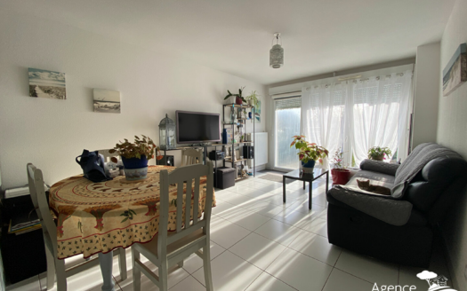 Appartement T2 avec jardin et parking privatifs