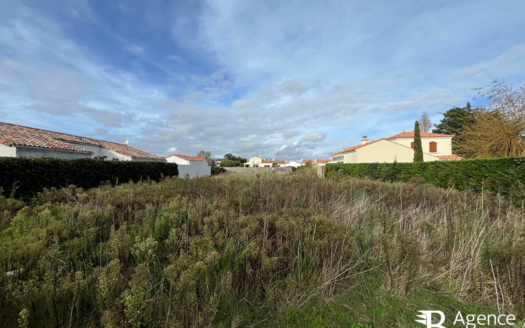 Terrain Le Fenouiller 1077 m2