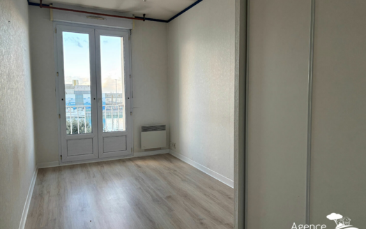 Immeuble – PORT DE PLAISANCE