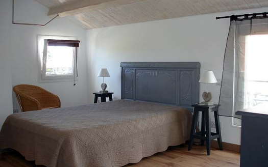 Maison MEUBLEE de type 2 à louer sur LE FENOUILLER