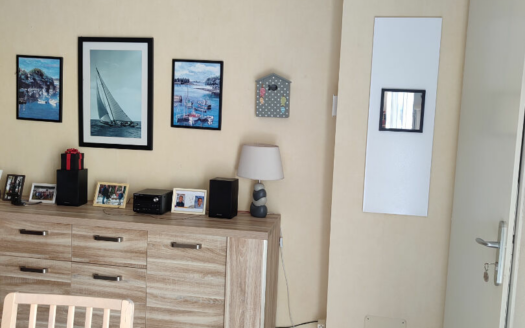 Maison 2 chambres à louer sur LE FENOUILLER