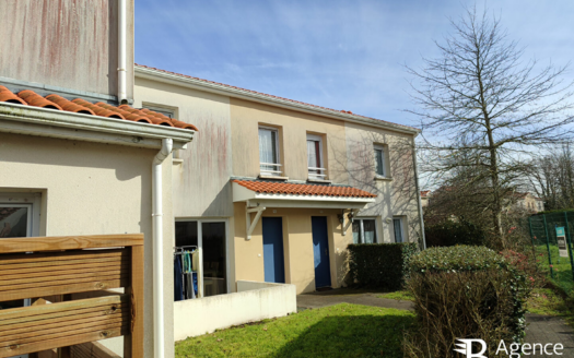 Maison 2 chambres à louer sur LE FENOUILLER