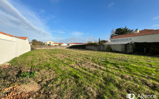 Terrain Le Fenouiller 1077 m2