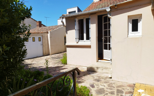 Maison CENTRE BOURG OLONNE