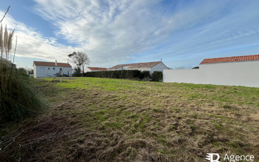 Terrain Le Fenouiller 1077 m2