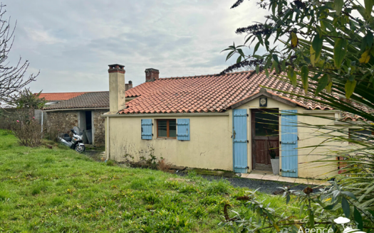 Maisons proche bourg CHATEAU D'OLONNE