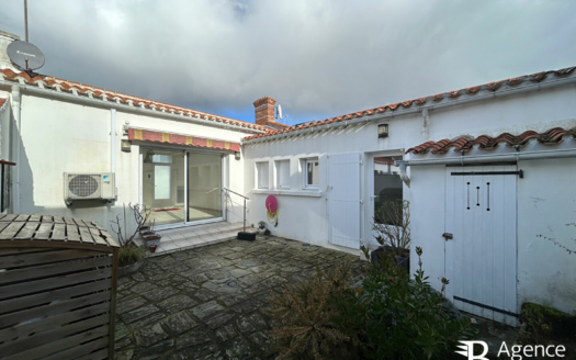 Maison Saint Gilles Croix De Vie - Avec garage privé.