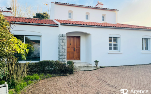 Maison 4 chambres à louer sur le FENOUILLER