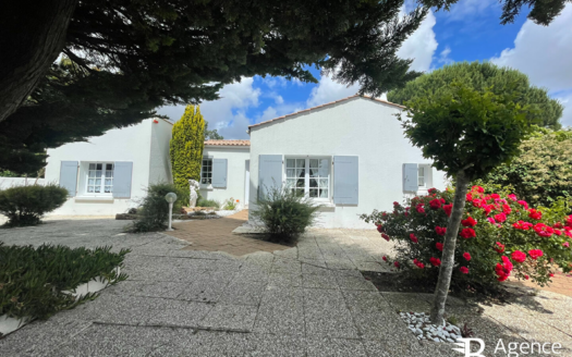 Maison La Chaize Giraud