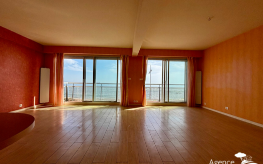 APPARTEMENT VUE MER – LES PRESIDENTS