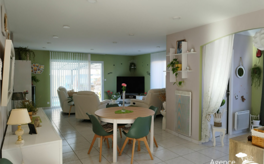 Maison – PROCHE YLIUM
