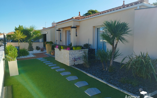 Maison – PROCHE YLIUM
